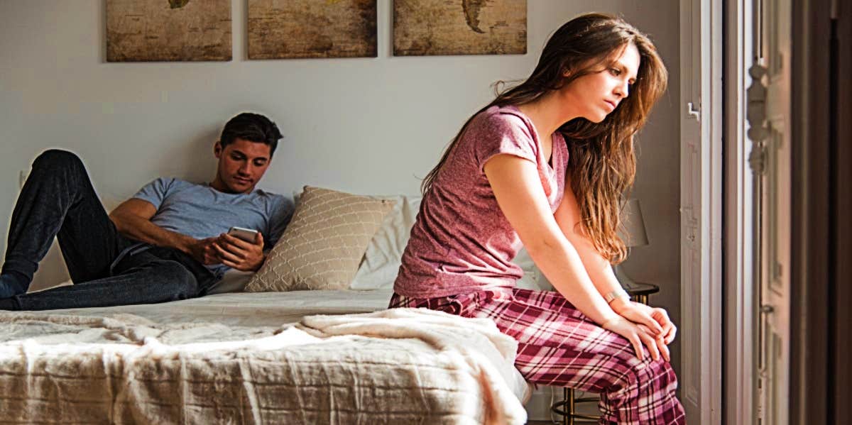 Signs He Doesnt Care About the Relationship