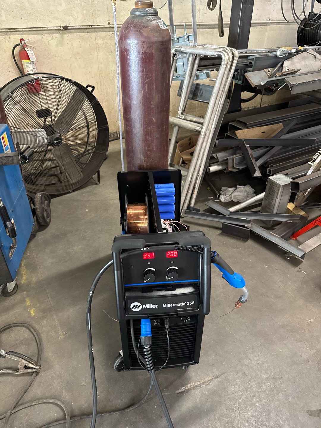 Miller Multimatic 215 Problems