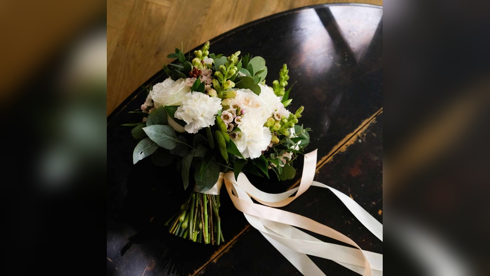 How To Create A Gorgeous Nature Infused Table No Florist Needed
